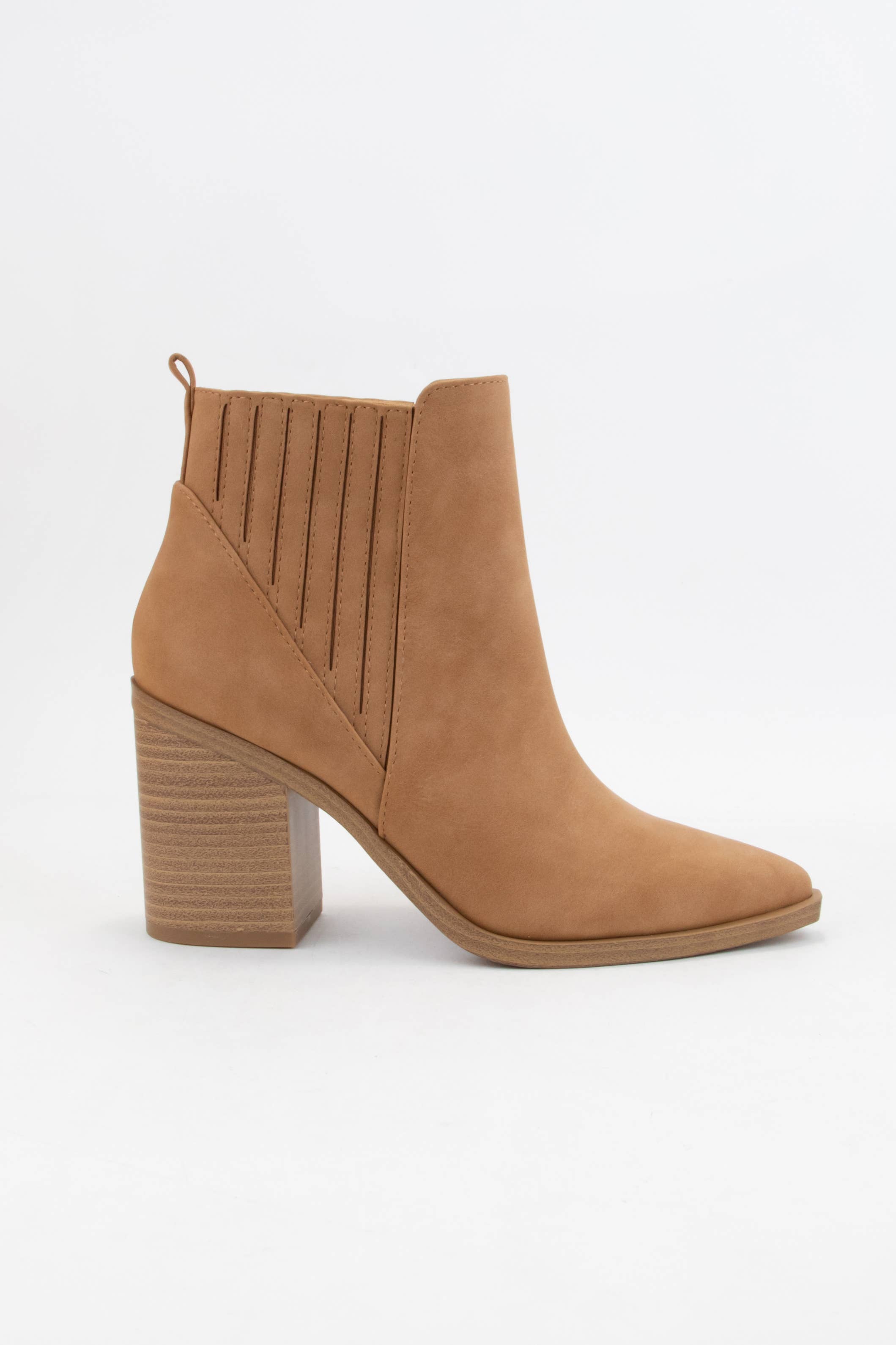 Pointed Toe Chelsea Boot